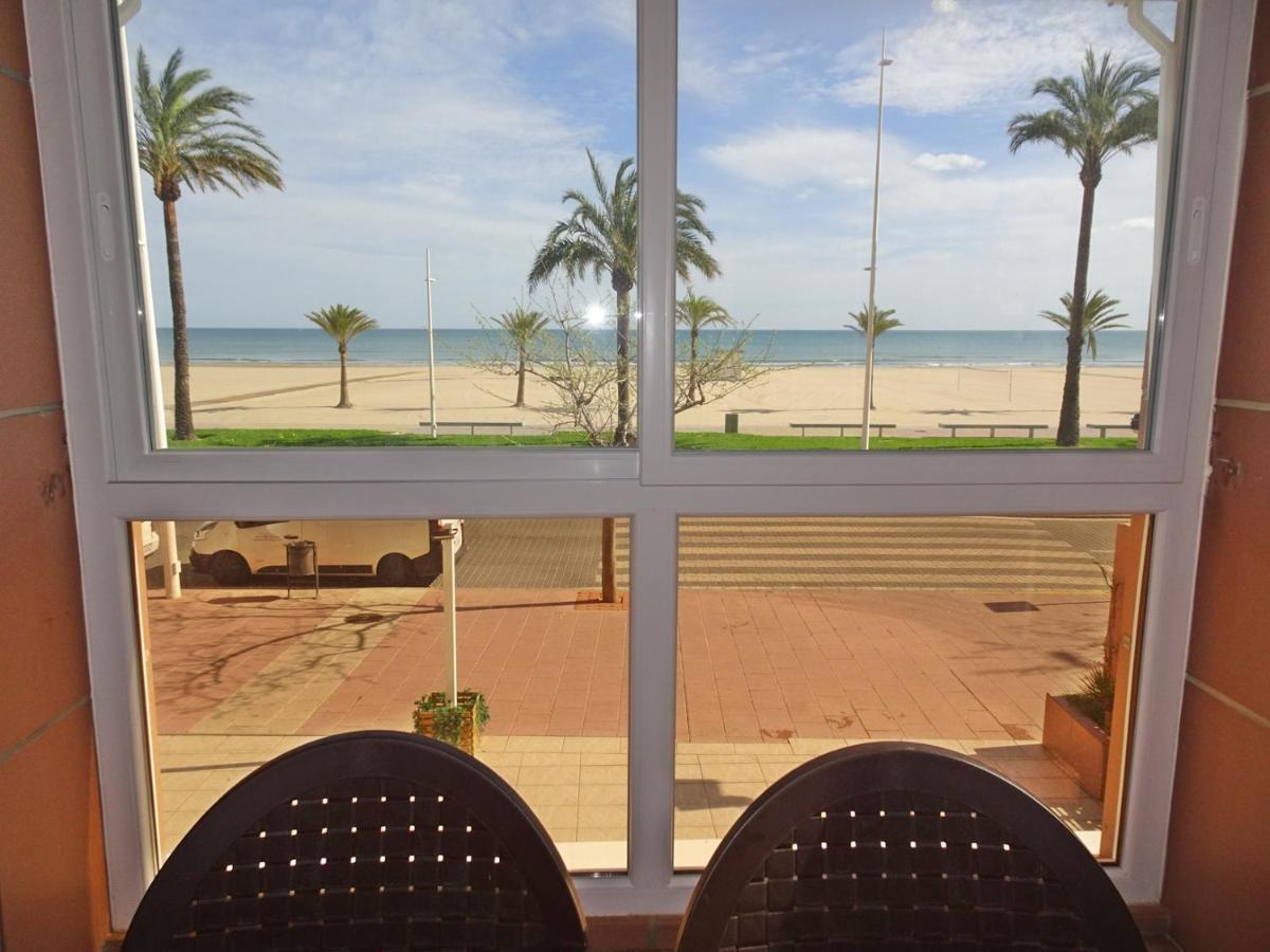 CAPRI GANDIA PRIMERA LÍNEA - Alquiler solo familias Playa de Gandia Exterior foto