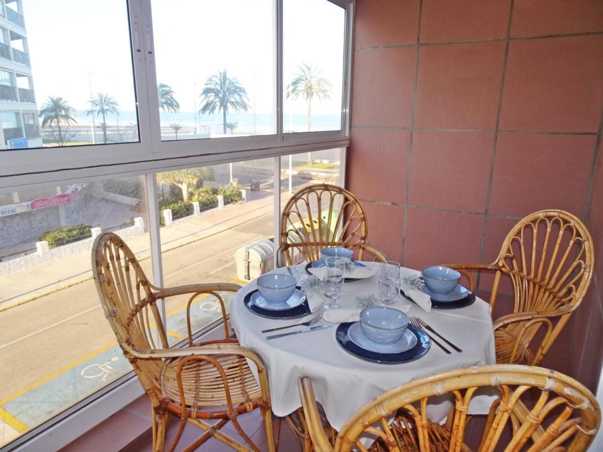 CAPRI GANDIA PRIMERA LÍNEA - Alquiler solo familias Playa de Gandia Exterior foto